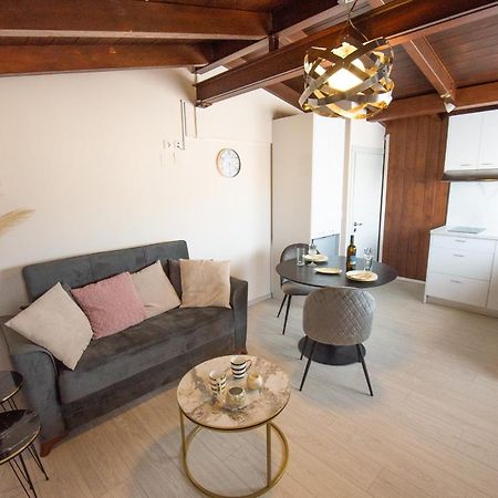 Venetian Apartments, 650M From Corfu Port Екстериор снимка